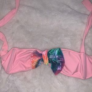 Lolli velvet bow rainbow top